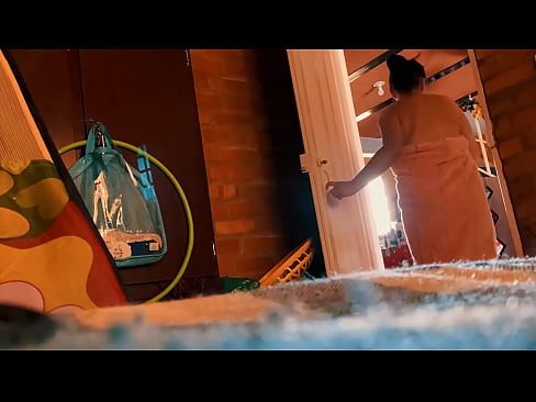 ❤️ Mano dėdė seka paskui mane į dušą, jis dulkina mane, kol aš prausiuosi duše. ❤❌ Porno video prie mūsų lt.dreamlandpassionfever.ru ❌❤
