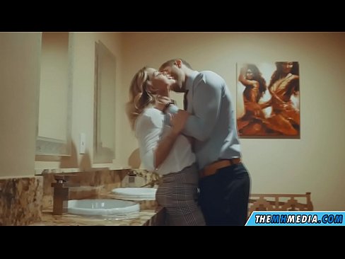 ❤️ Kai krūtininga blondinė vilioja tave viešajame tualete ❤❌ Porno video prie mūsų lt.dreamlandpassionfever.ru ❌❤